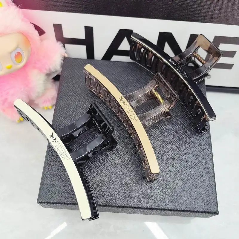 YSL Hair Grab Clip dx02